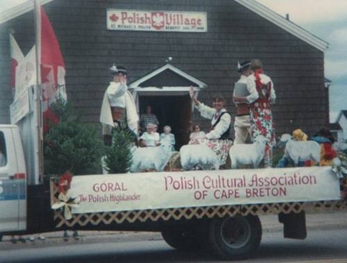 Polish Community Various (12)