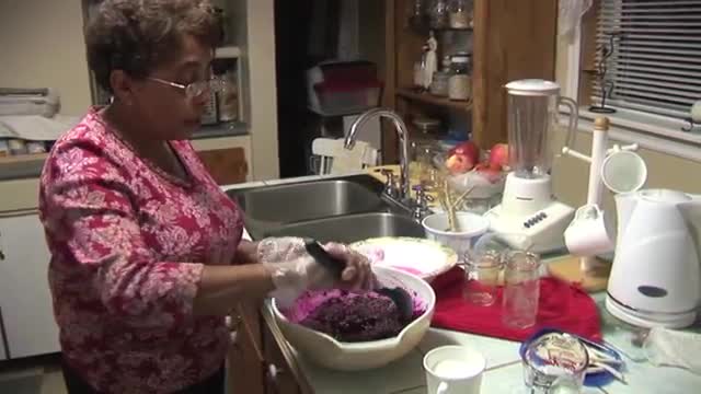 Rose Best from the Ukrainian community shows us how to cook Ukrainian Beet Horseradish Cape Breton style. Filmed in interviewee's kitchen.